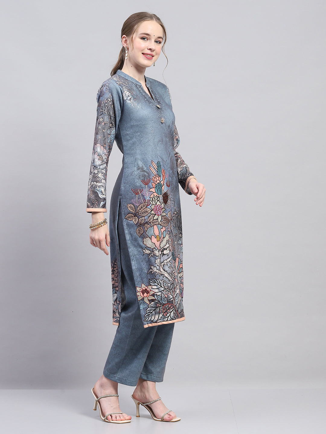 Women Grey Self Design Round Neck Full Sleeve Kurtis Set for Winter