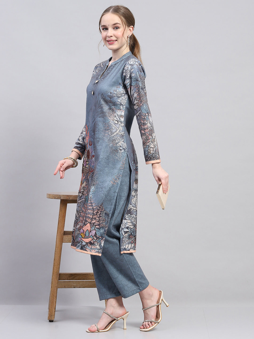 Women Grey Self Design Round Neck Full Sleeve Kurtis Set for Winter