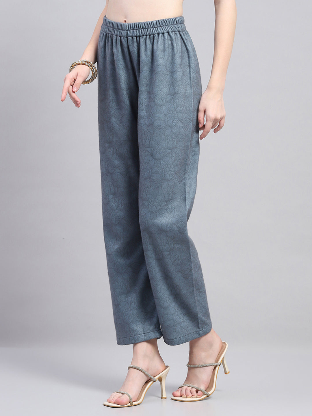 Women Grey Self Design Round Neck Full Sleeve Kurtis Set for Winter