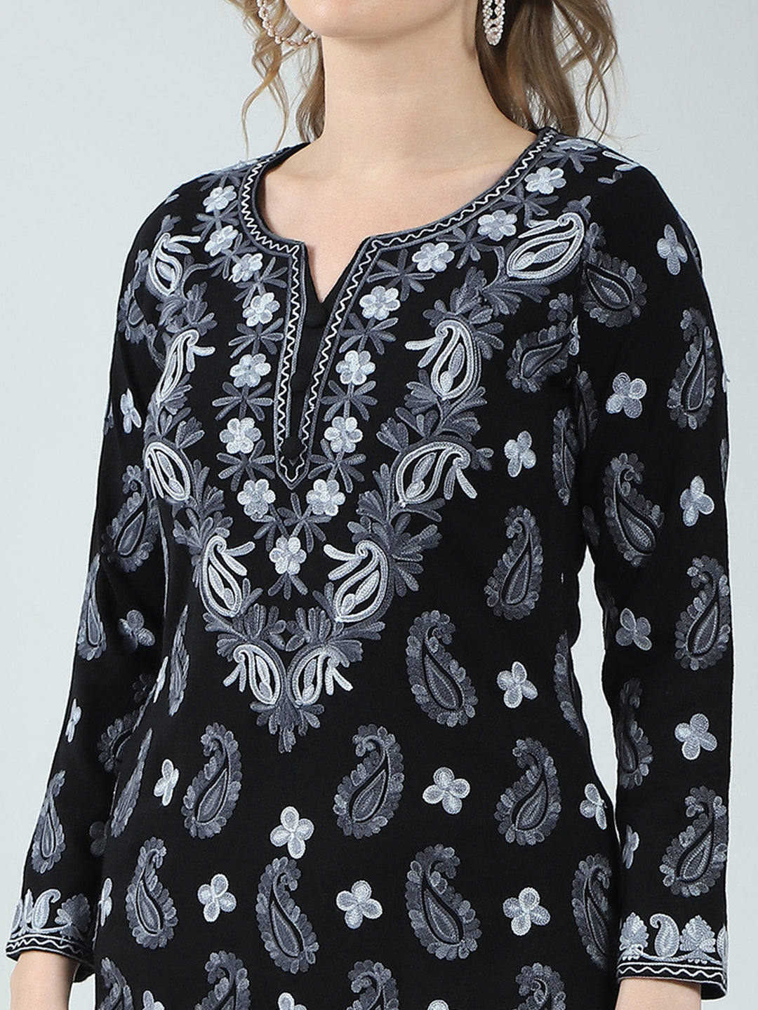 Women Black Printed V Neck Full Sleeve Winter Kurti