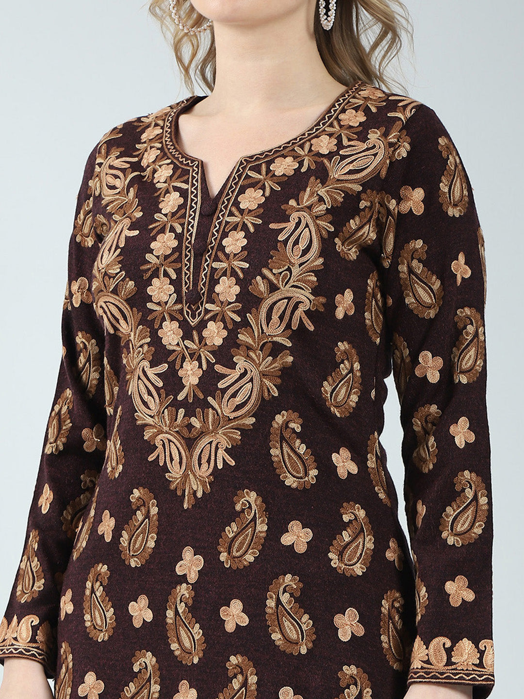 Women Maroon Printed V Neck Full Sleeve Winter Kurti