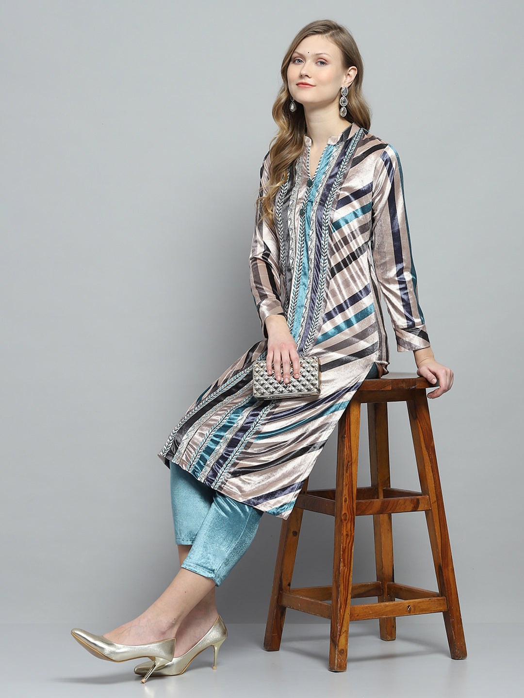 Women Cream Self Design Round Neck Full Sleeve Kurti Set for Winter