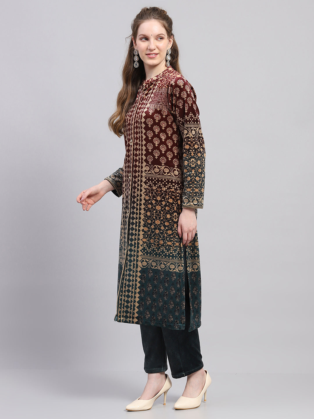 Women Teal Blue Designer Round Neck Full Sleeve Kurtis Set for Winter