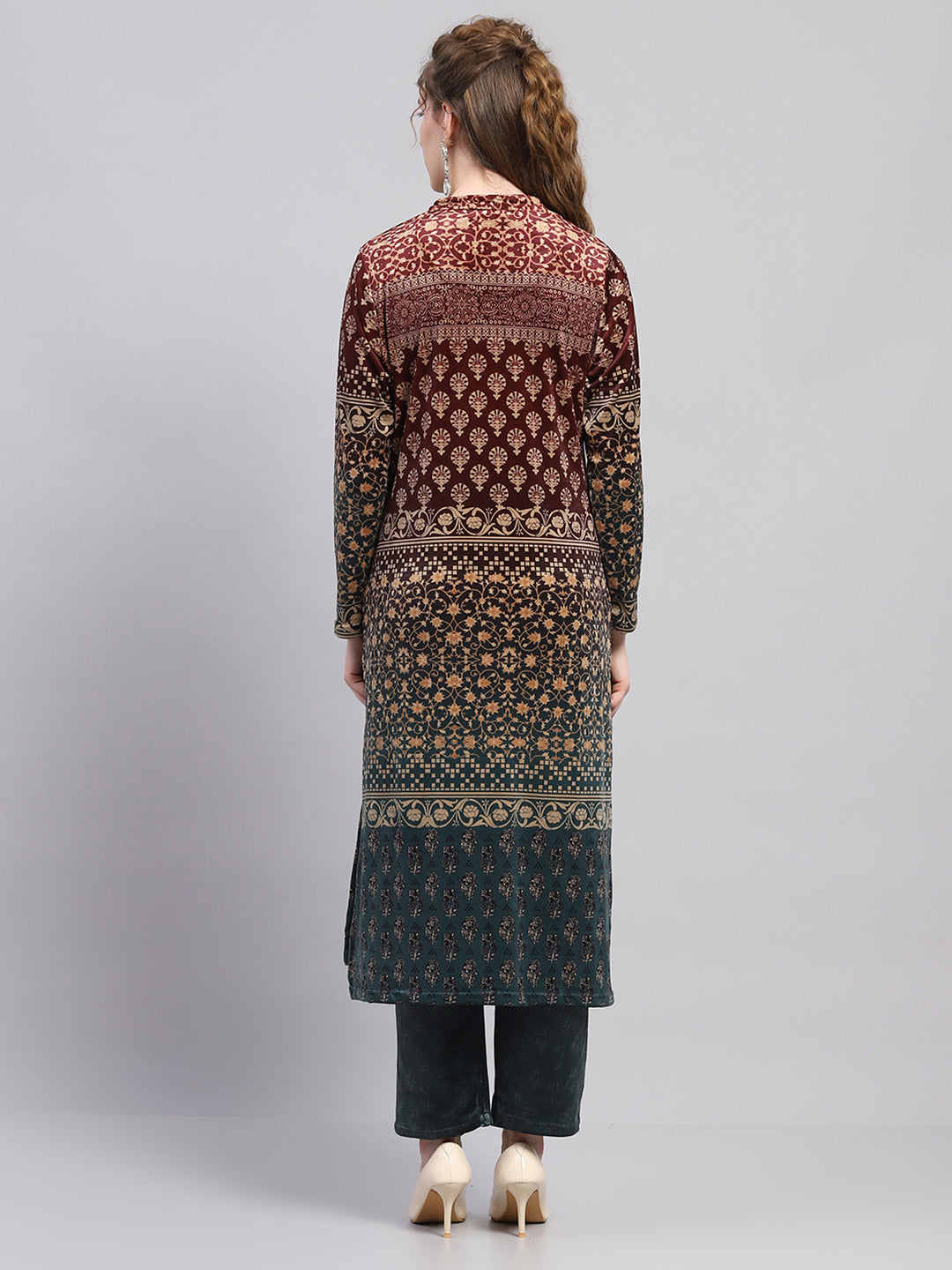 Women Teal Blue Designer Round Neck Full Sleeve Kurtis Set for Winter