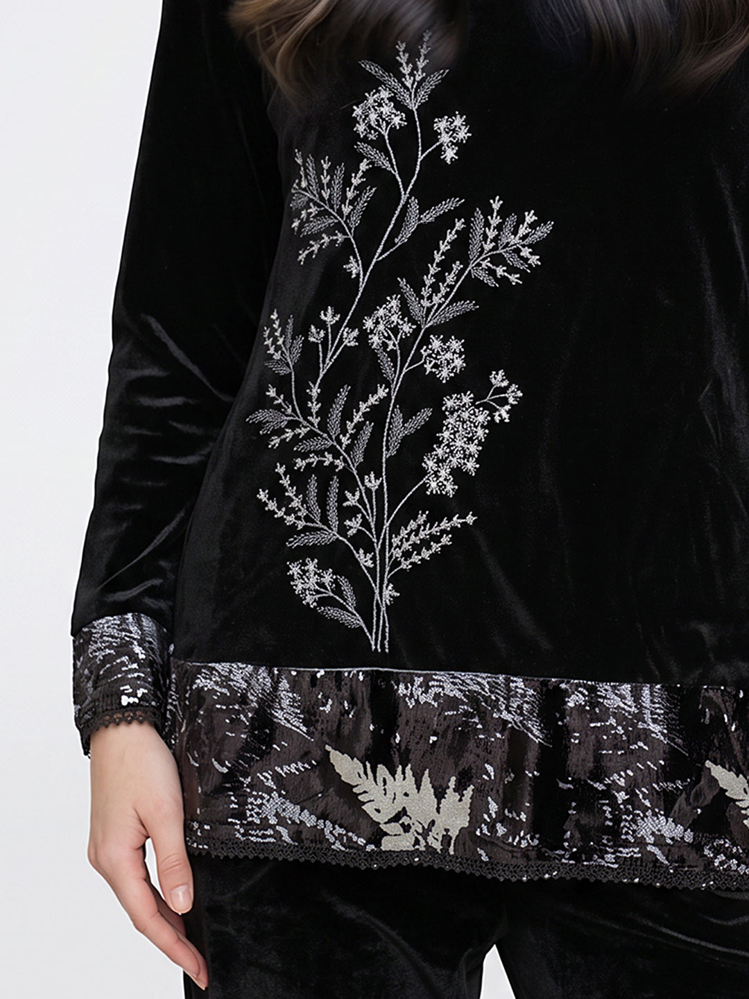 Women Black Designer V Neck Full Sleeve Kurtis Set for Winter