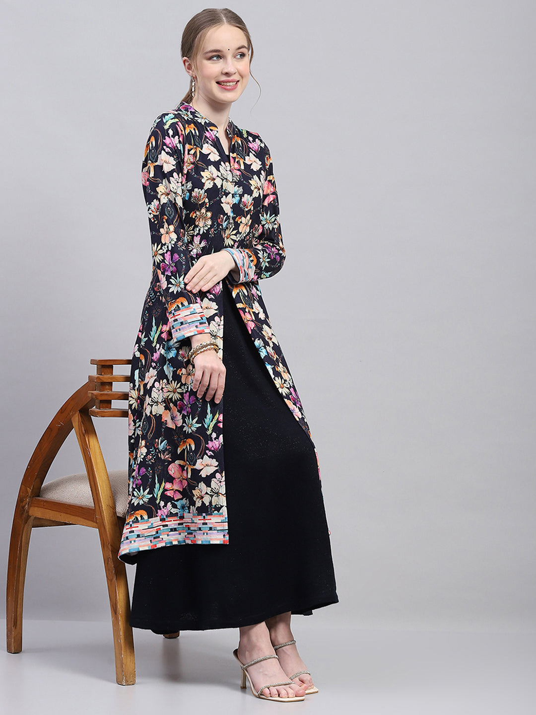 Women Navy Blue Designer V Neck Full Sleeve Kurtis Set for Winter