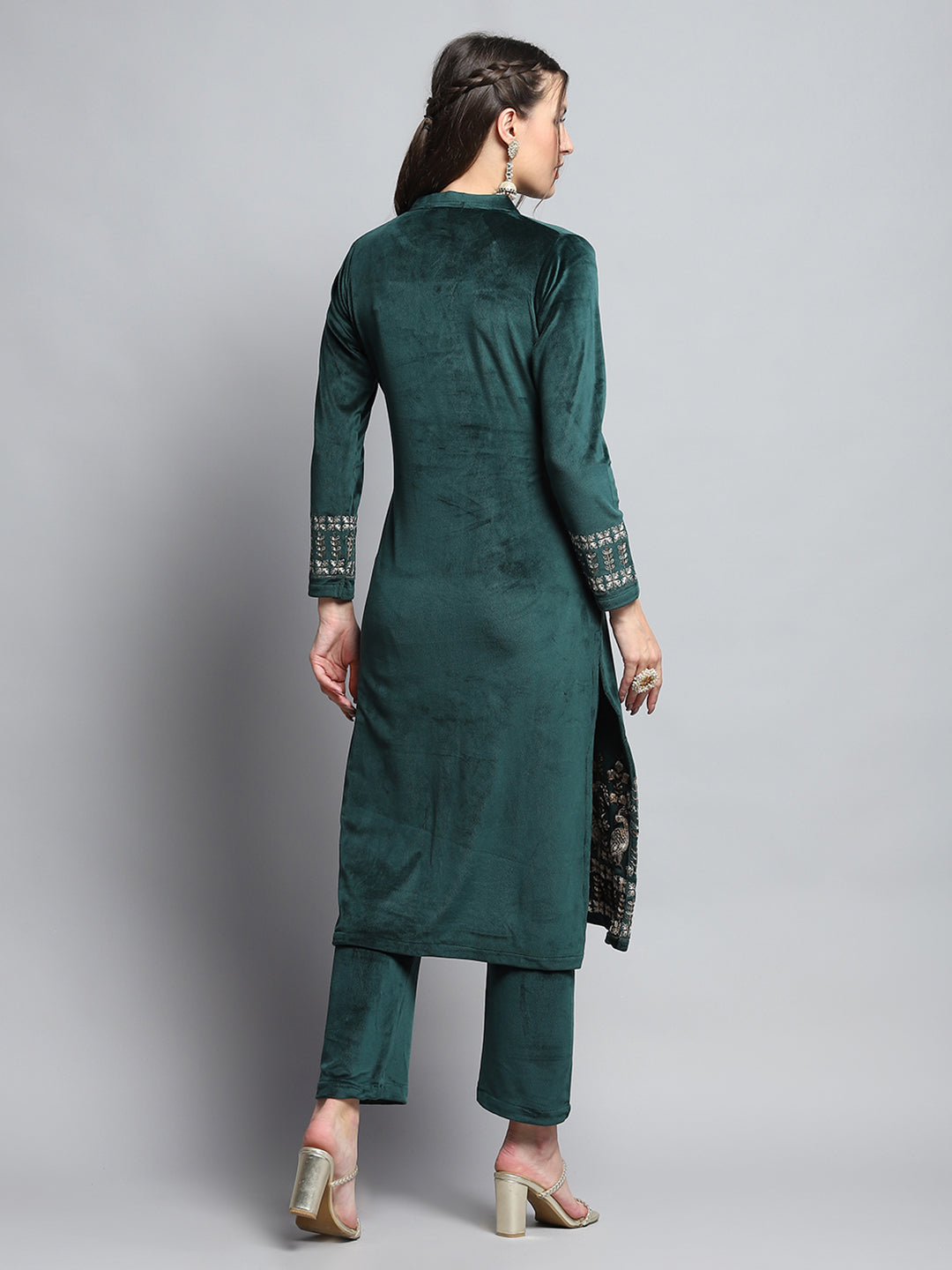Women Green Self Design Round Neck Full Sleeve Kurti Set for Winter