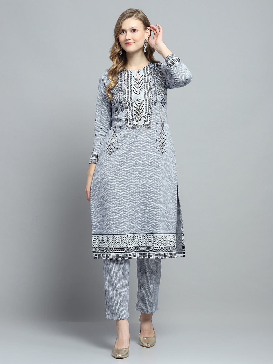 Women Sky Blue Self Design Round Neck Full Sleeve Kurti Set for Winter