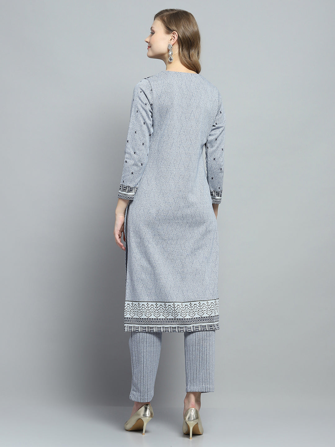 Women Sky Blue Self Design Round Neck Full Sleeve Kurti Set for Winter