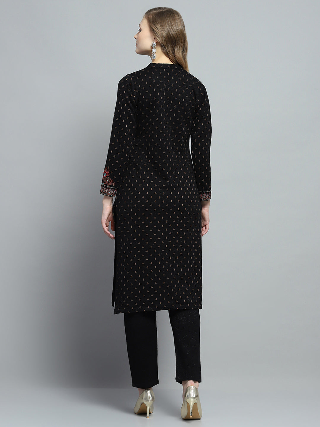 Women Black Self Design Round Neck Full Sleeve Kurti Set for Winter