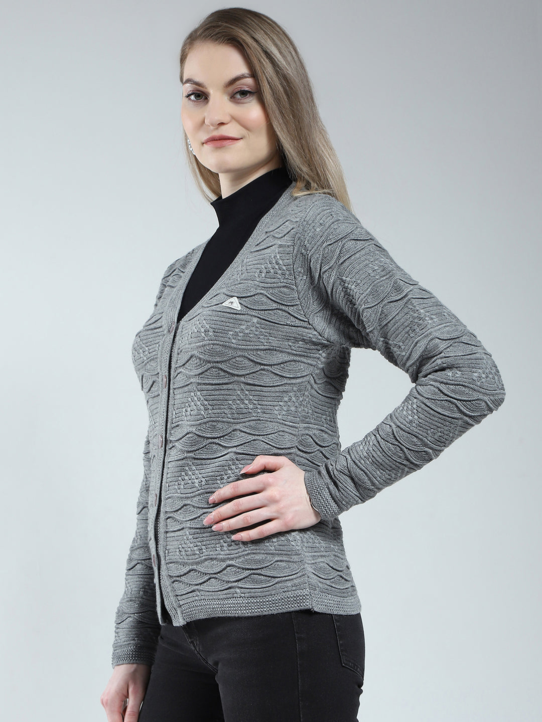 Women Grey Self Design V Neck Full Sleeve Cardigan