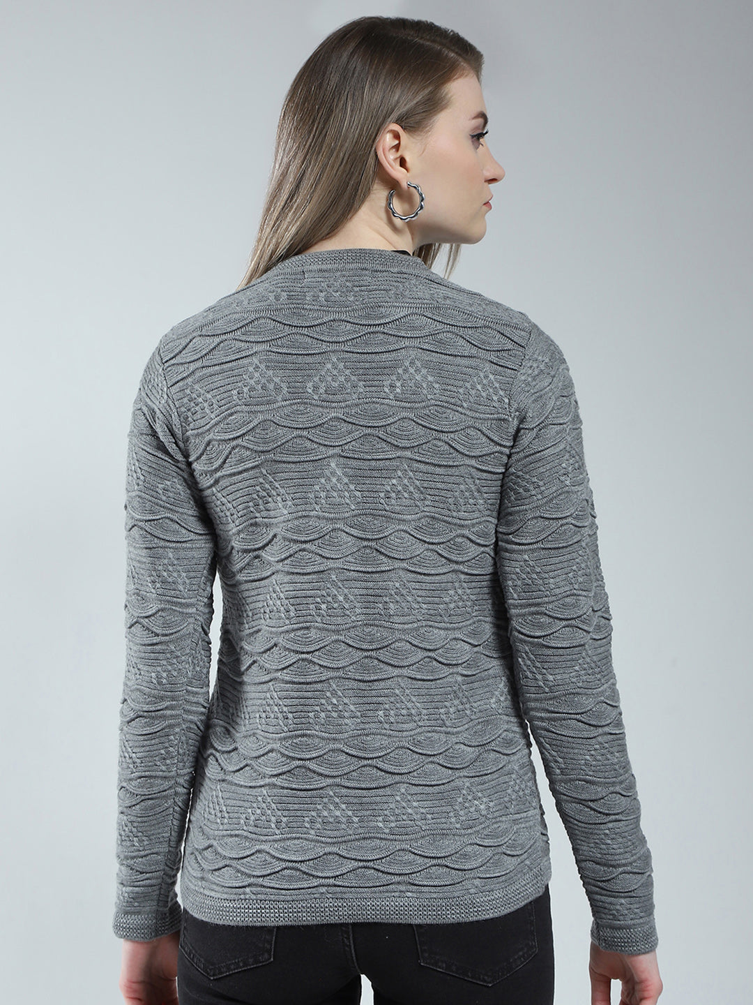 Women Grey Self Design V Neck Full Sleeve Cardigan