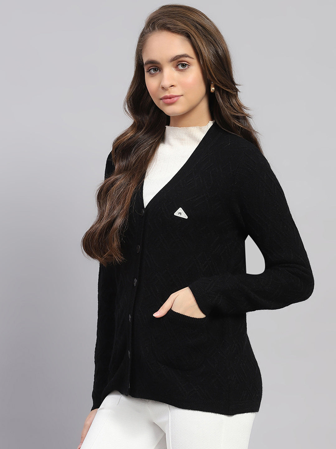 Women Black Self Design V Neck Full Sleeve Cardigan