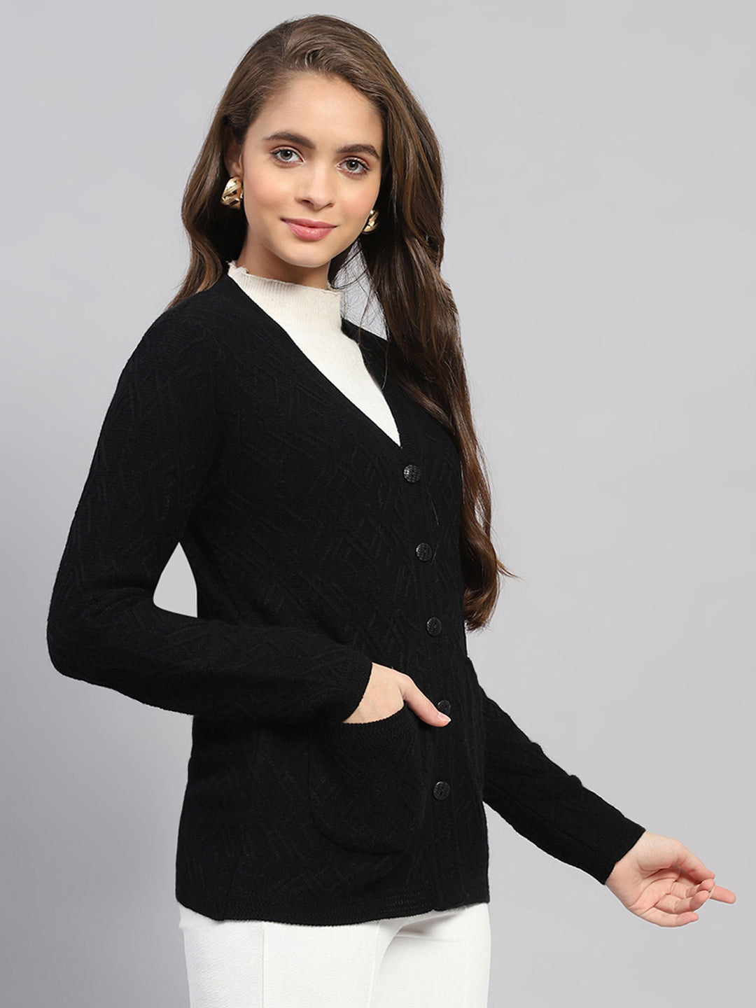 Women Black Self Design V Neck Full Sleeve Cardigan
