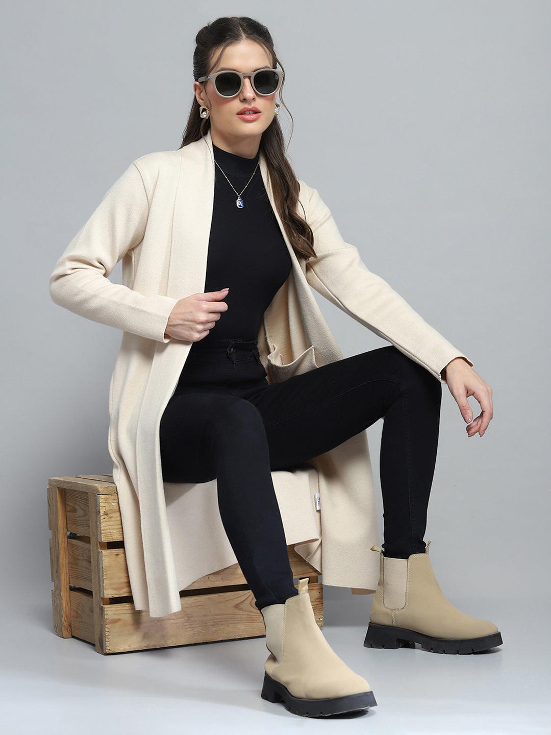 Women Beige Solid Notch Lapel Collar Full Sleeve Cardigan