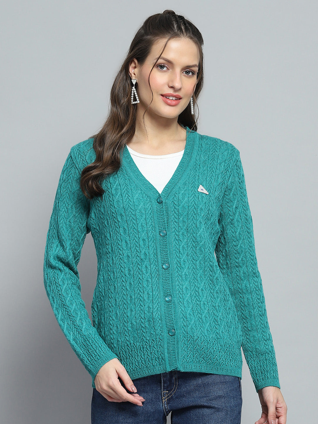 Women Green Self Design V Neck Full Sleeve Cardigan