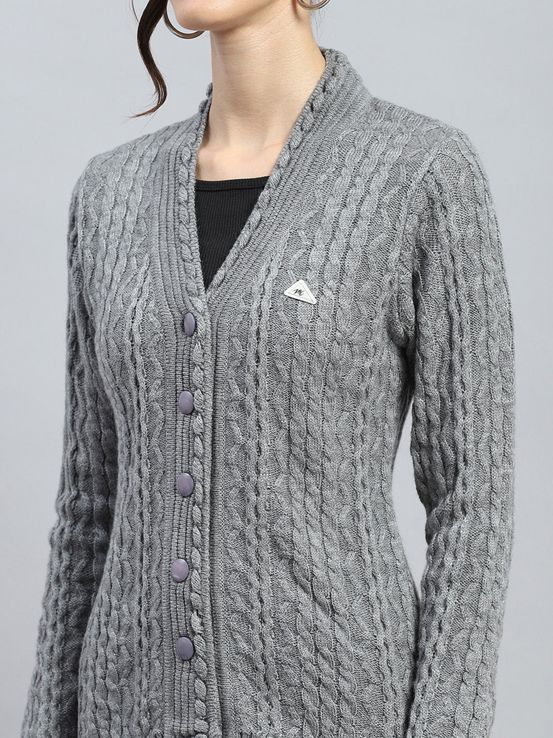 Women Grey Self Design V Neck Full Sleeve Cardigan