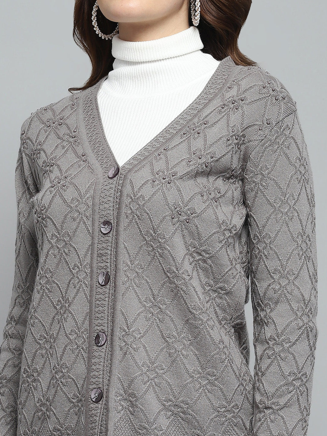 Women Grey Self Design V Neck Full Sleeve Cardigan