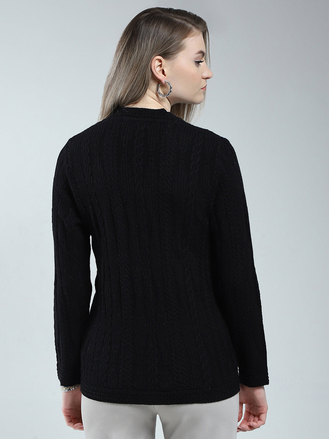 Women Black Self Design V Neck Full Sleeve Cardigan