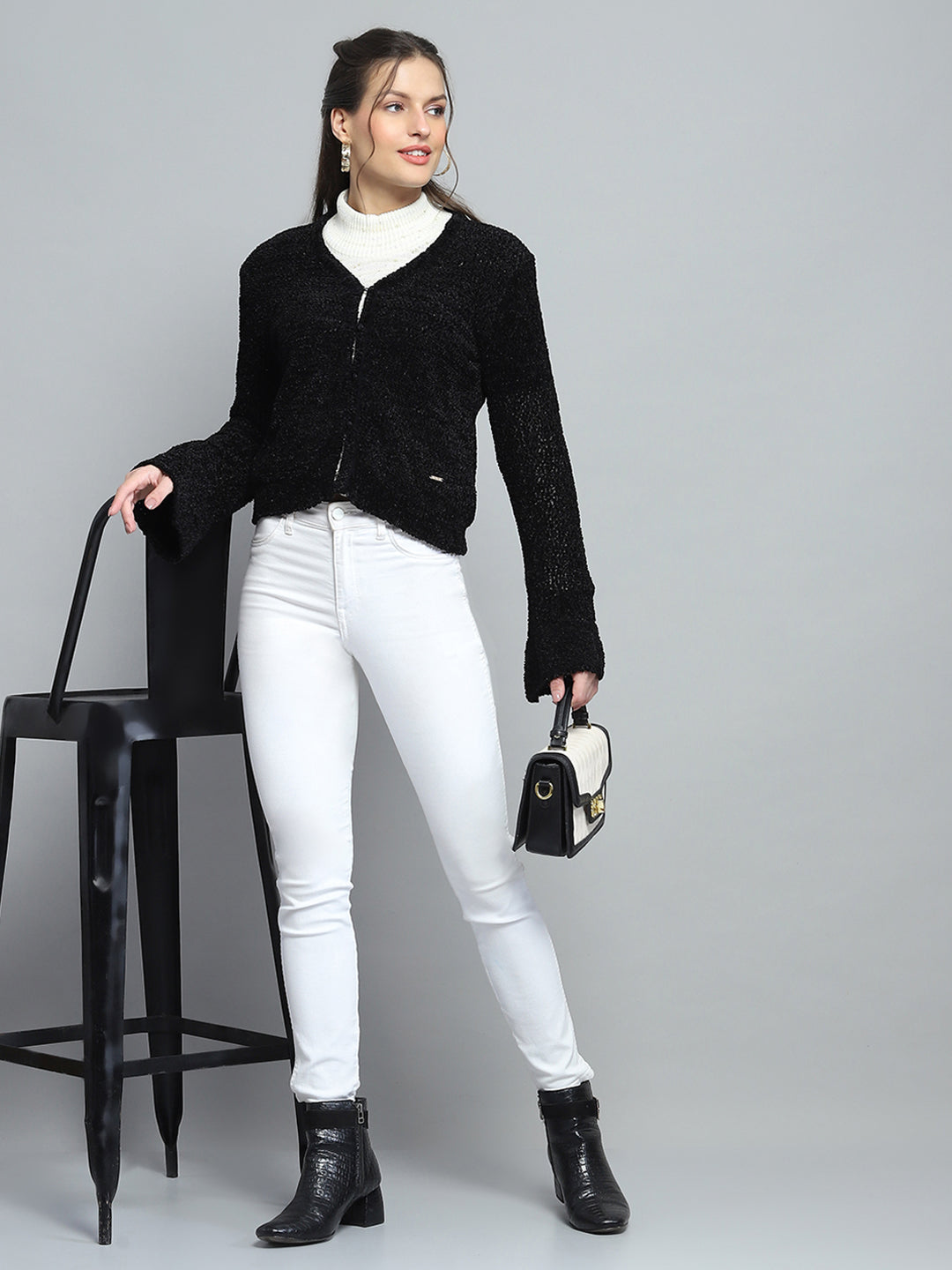 Women Black Self Design V Neck Full Sleeve Cardigan