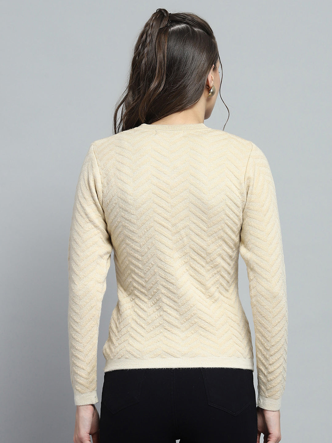 Women Beige Self Design V Neck Full Sleeve Cardigan