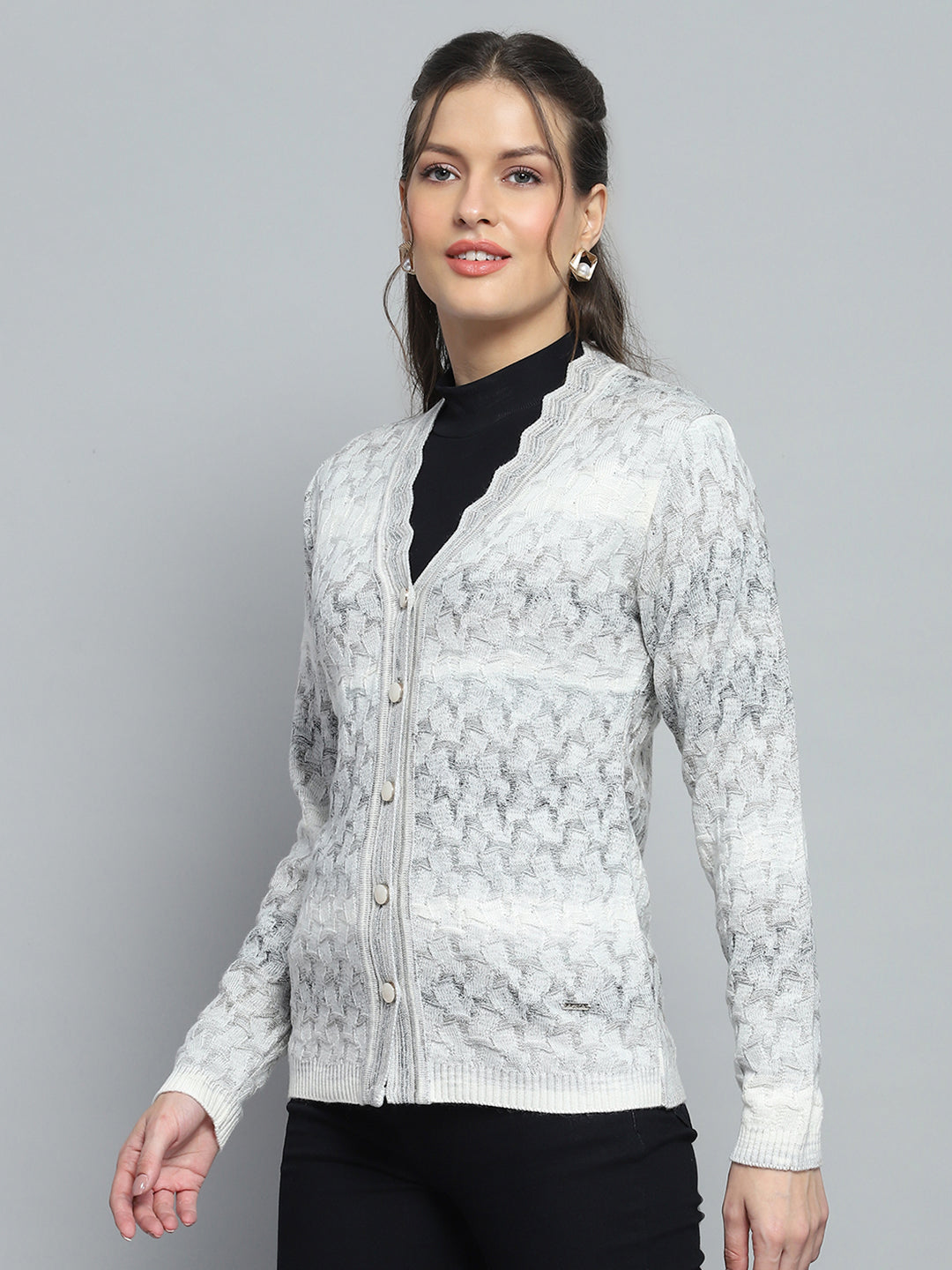 Women Grey Self Design V Neck Full Sleeve Cardigan