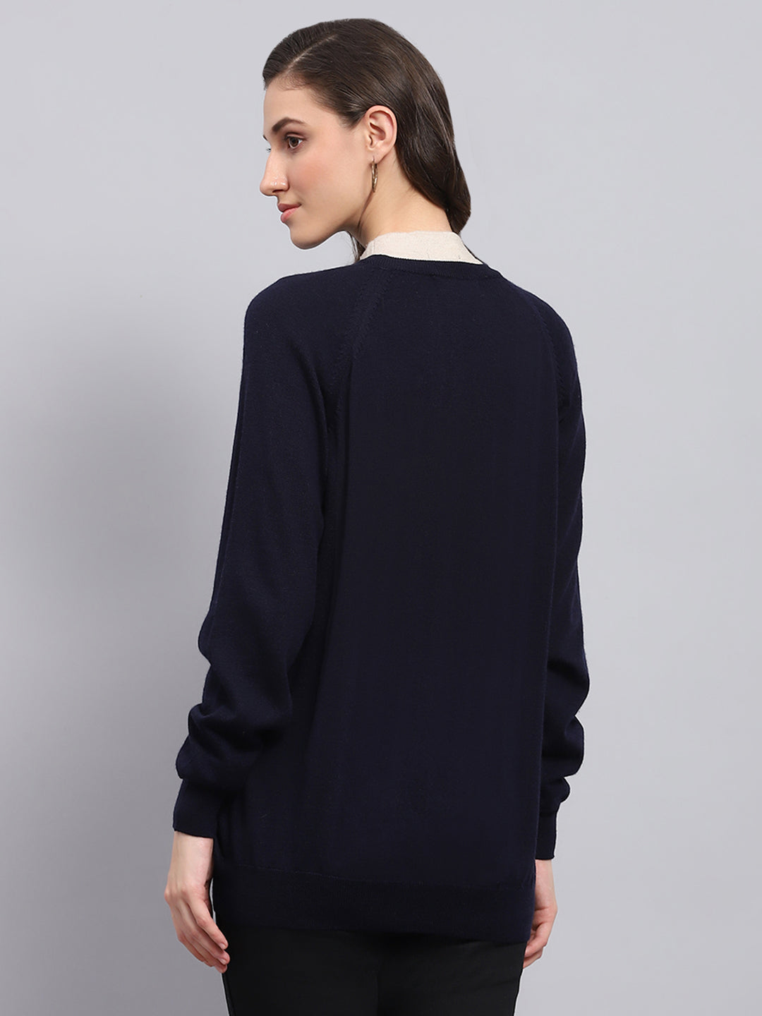 Women Navy Blue Solid Round Neck Full Sleeve Cardigan