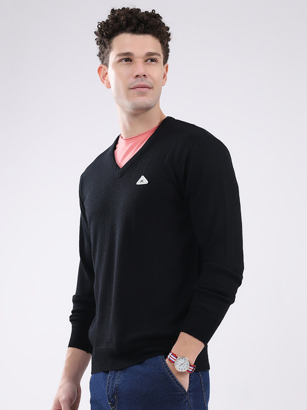 Men Black Solid V Neck Full Sleeve Pullover