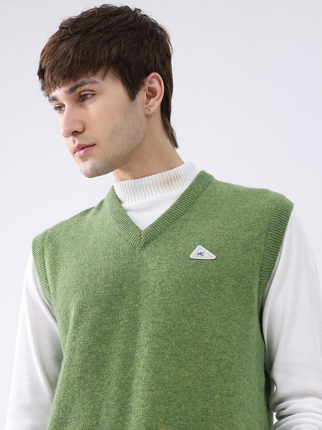 Men Green Solid V Neck Sleeveless Sweater