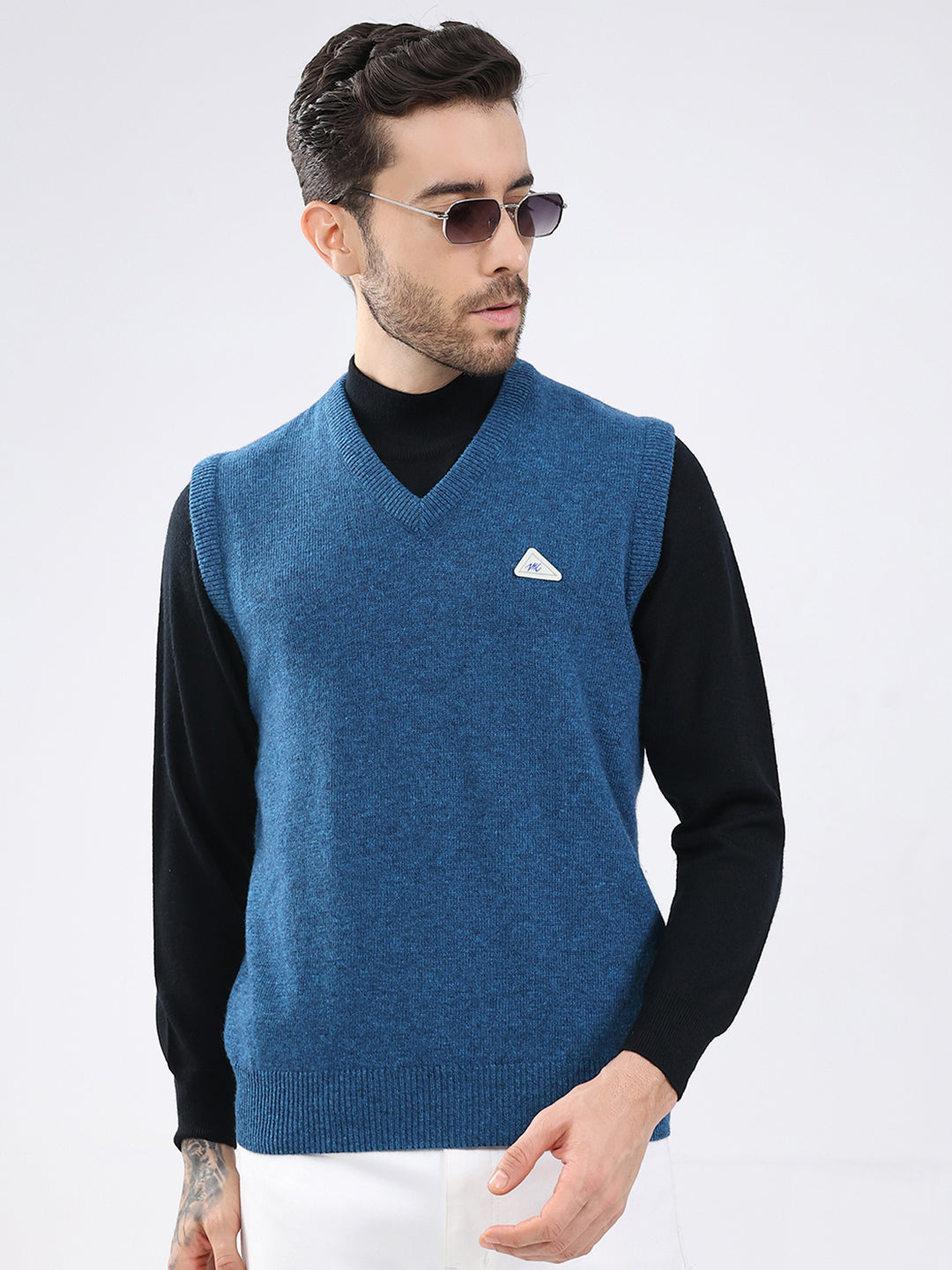 Men Blue Solid V Neck Sleeveless Sweater