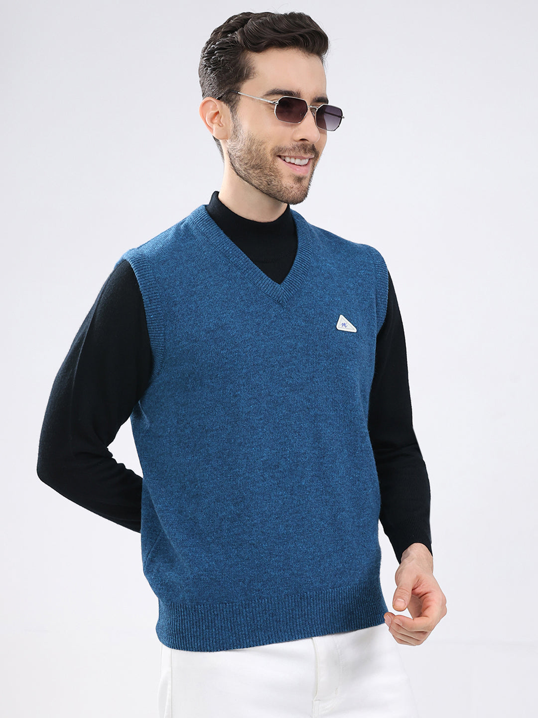 Men Blue Solid V Neck Sleeveless Sweater