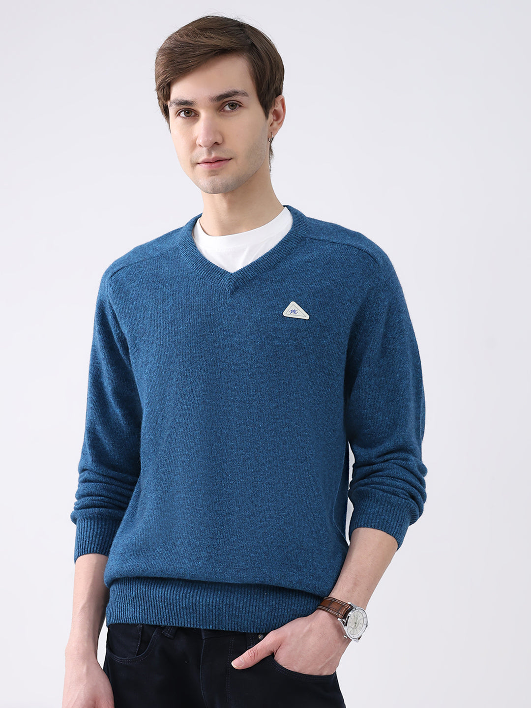 Men Blue Solid V Neck Full Sleeve Pullover