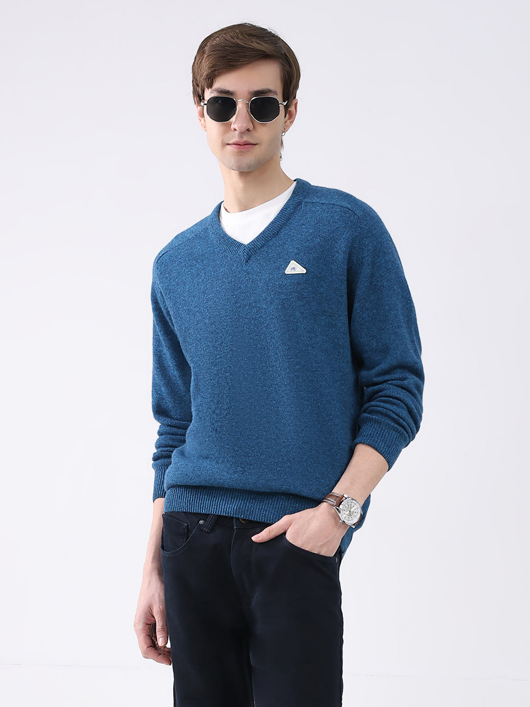 Men Blue Solid V Neck Full Sleeve Pullover