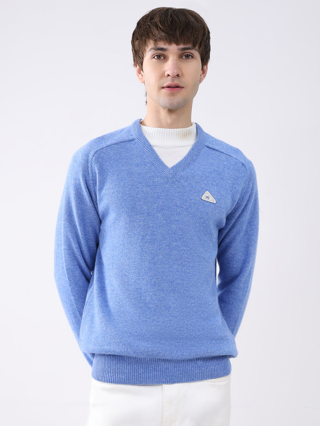 Men Blue Solid V Neck Full Sleeve Pullover