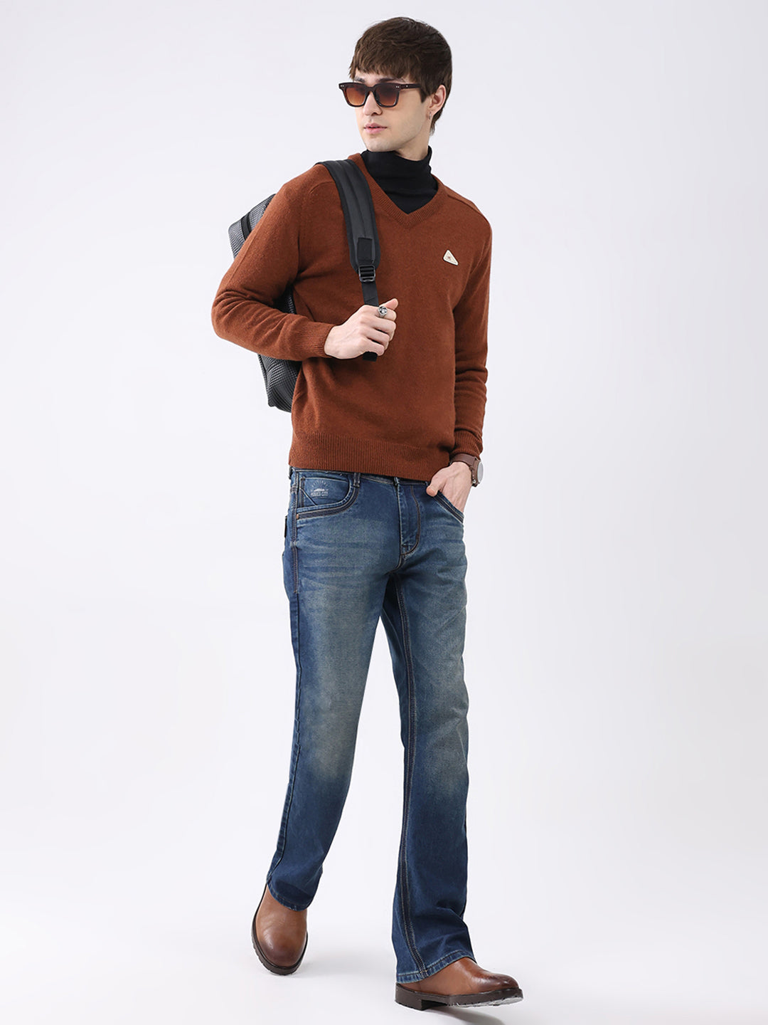 Men Rust Solid V Neck Full Sleeve Pullover
