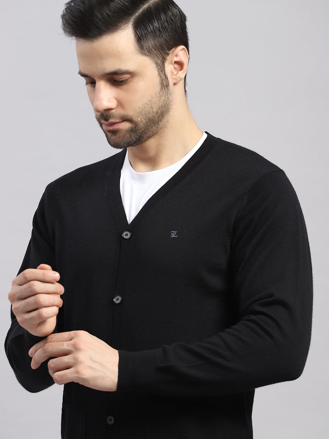 Luxuria Men Black Solid V Neck Full Sleeve Cardigan