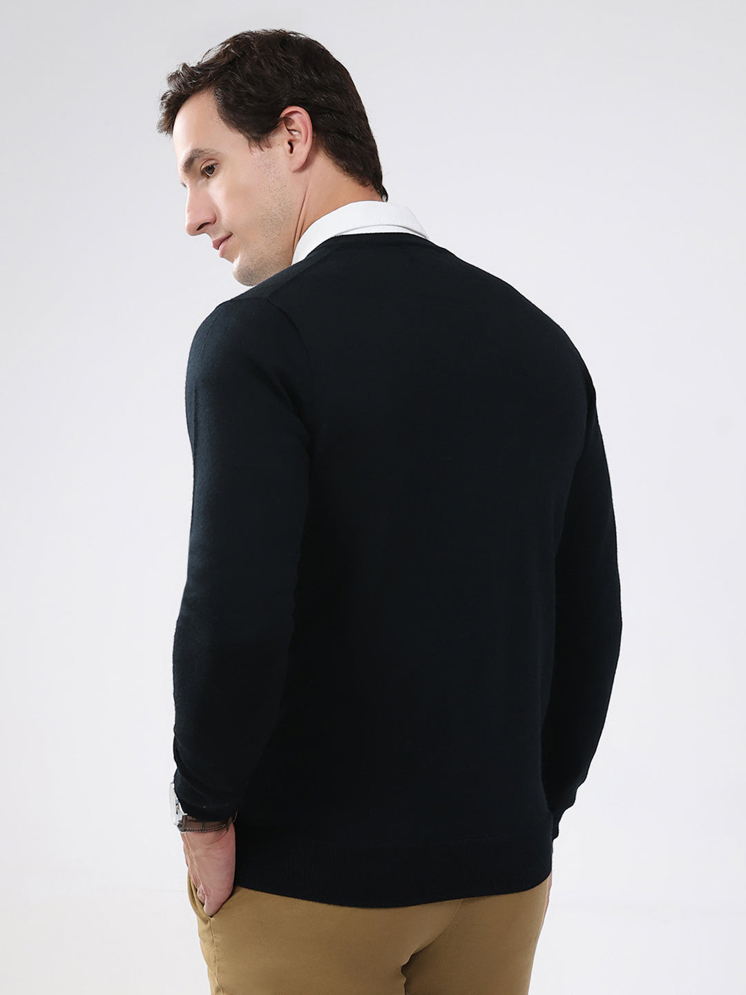 Luxuria Men Black Solid V Neck Full Sleeve Pullover
