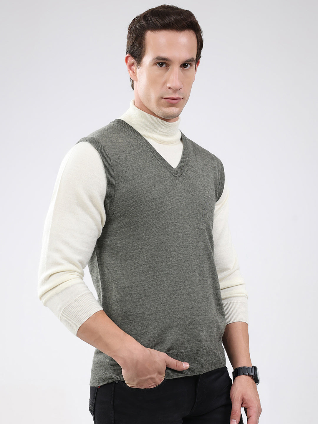Luxuria Men Grey Solid V Neck Sleeveless Sweater