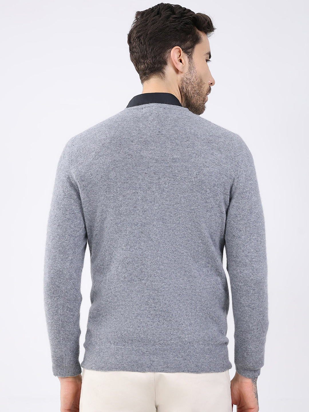 Luxuria Men Grey Solid V Neck Full Sleeve Pullover