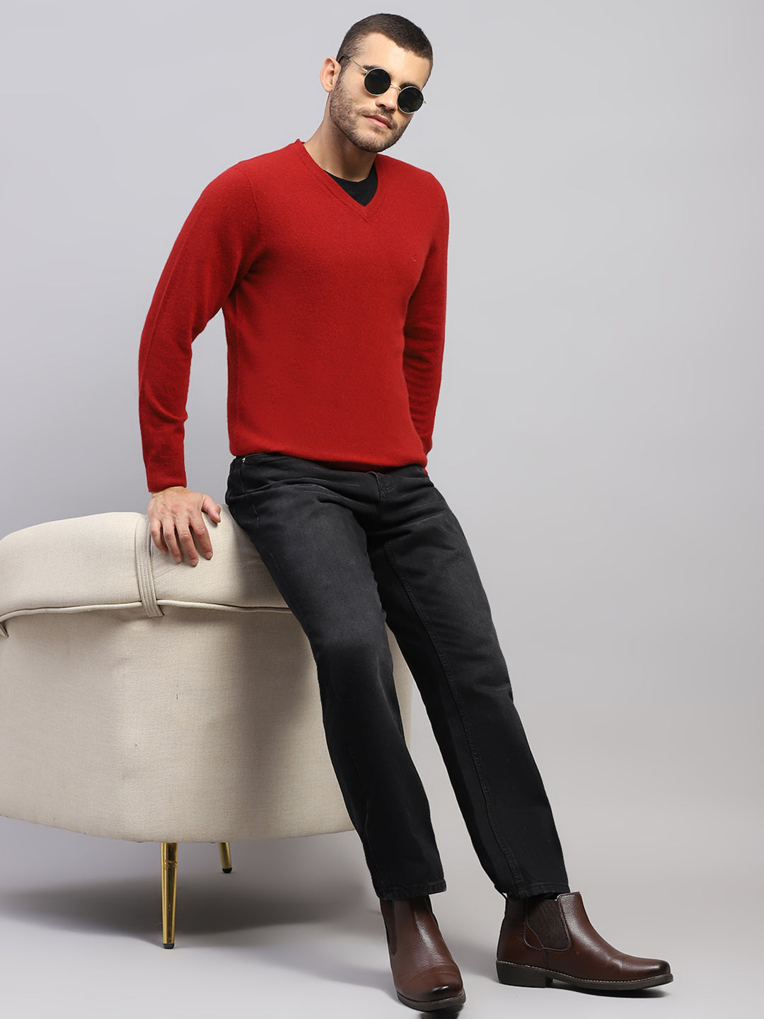 Luxuria Men Maroon Solid V Neck Full Sleeve Pullover