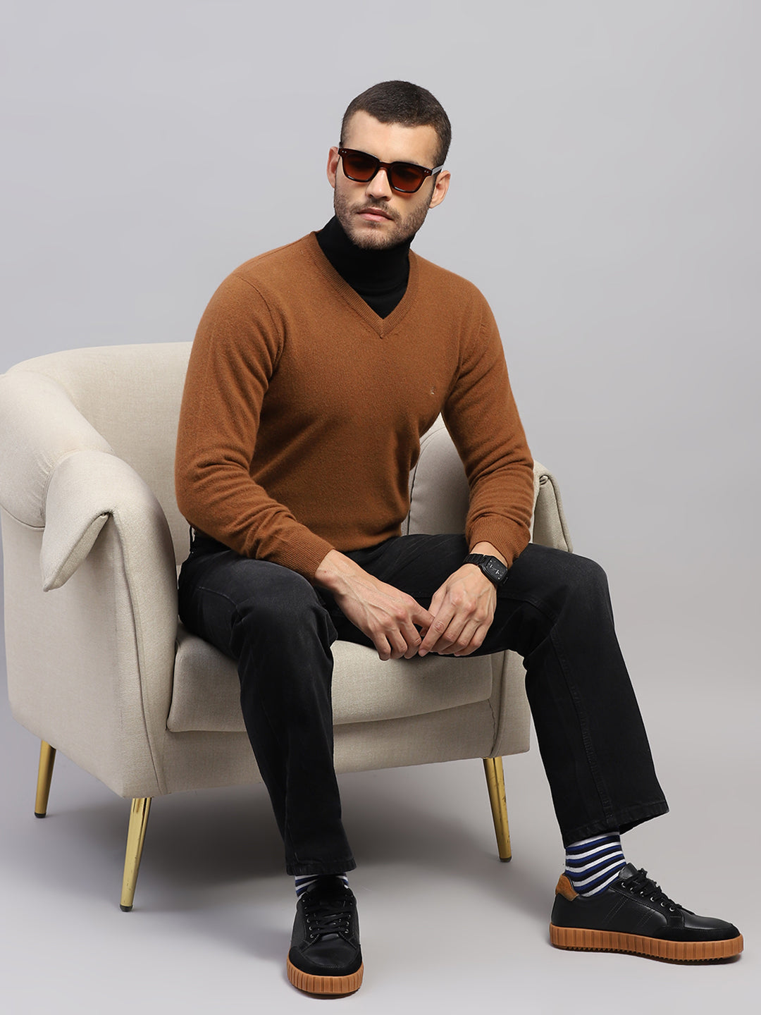 Luxuria Men Brown Solid V Neck Full Sleeve Pullover