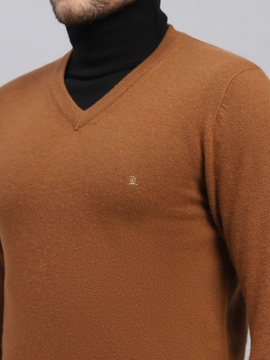 Luxuria Men Brown Solid V Neck Full Sleeve Pullover