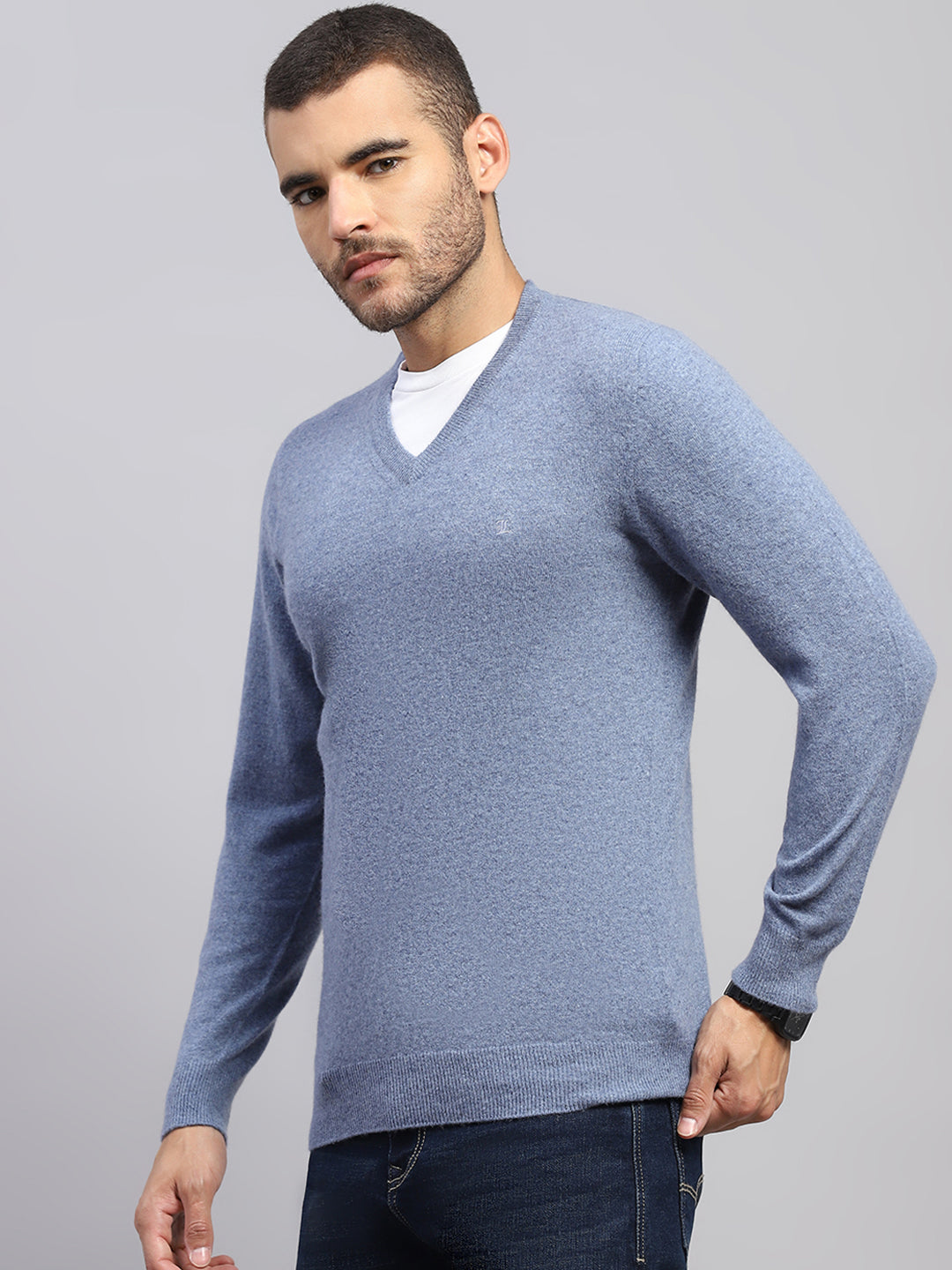 Luxuria Men Blue Solid V Neck Full Sleeve Pullover