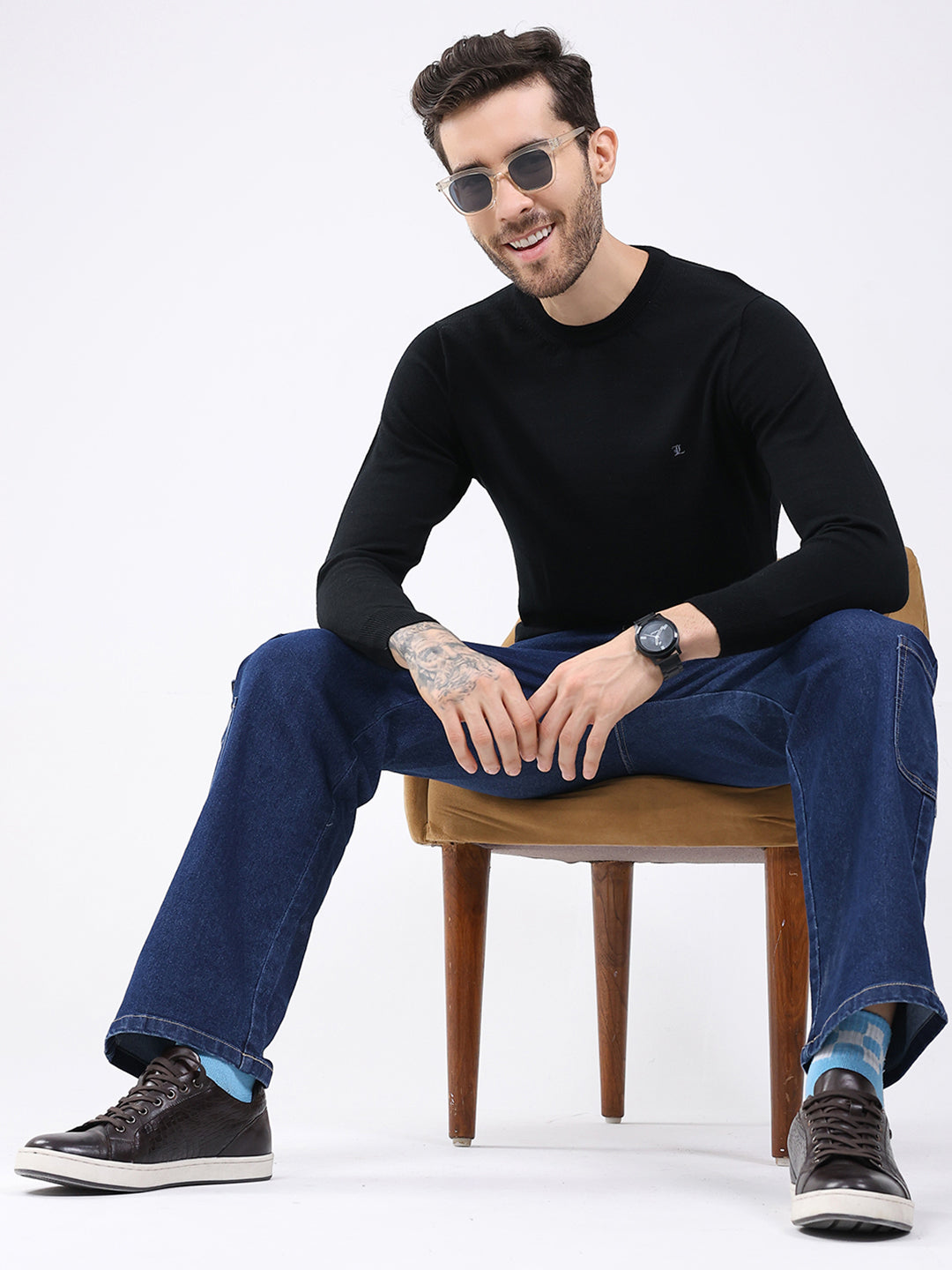 Luxuria Men Black Solid Round Neck Full Sleeve Pullover