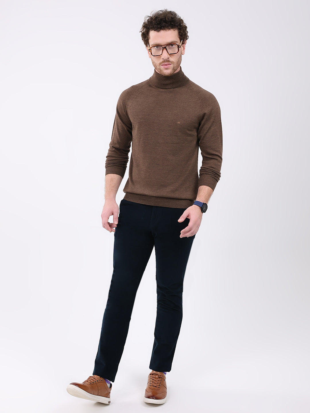 Men Brown Solid Turtle Neck Full Sleeve Pullover