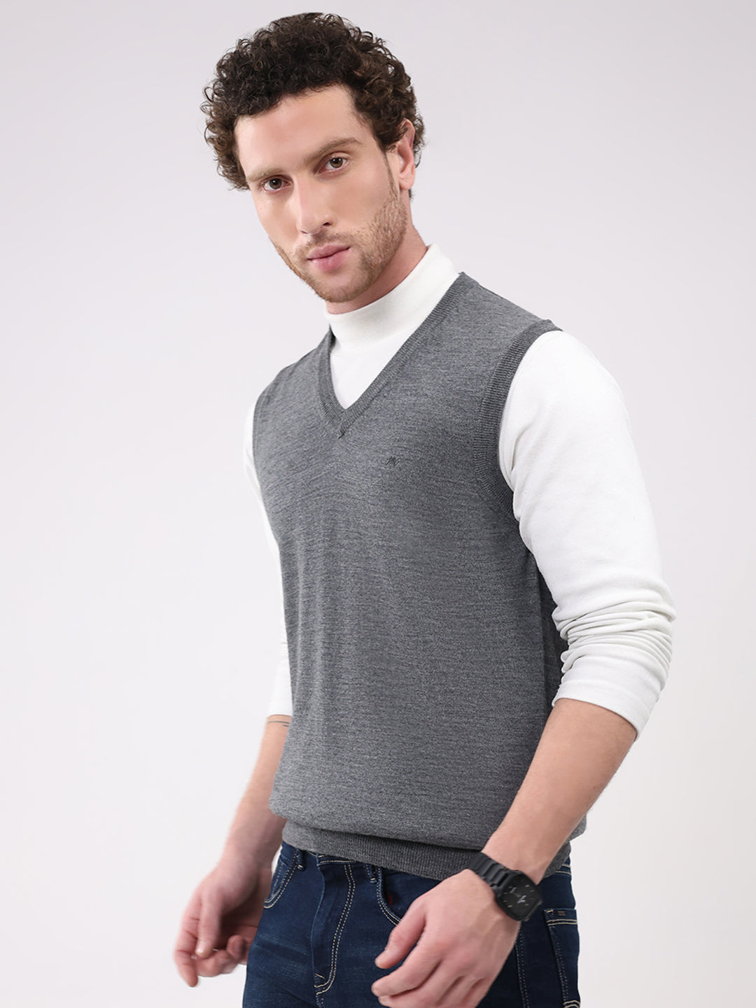 Men Grey Solid V Neck Sleeveless Sweater