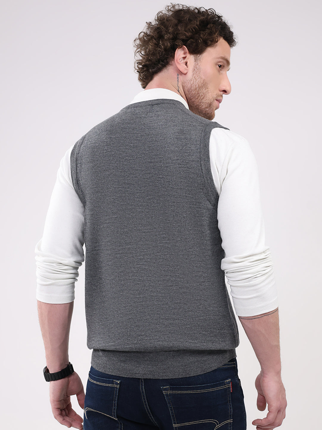Men Grey Solid V Neck Sleeveless Sweater