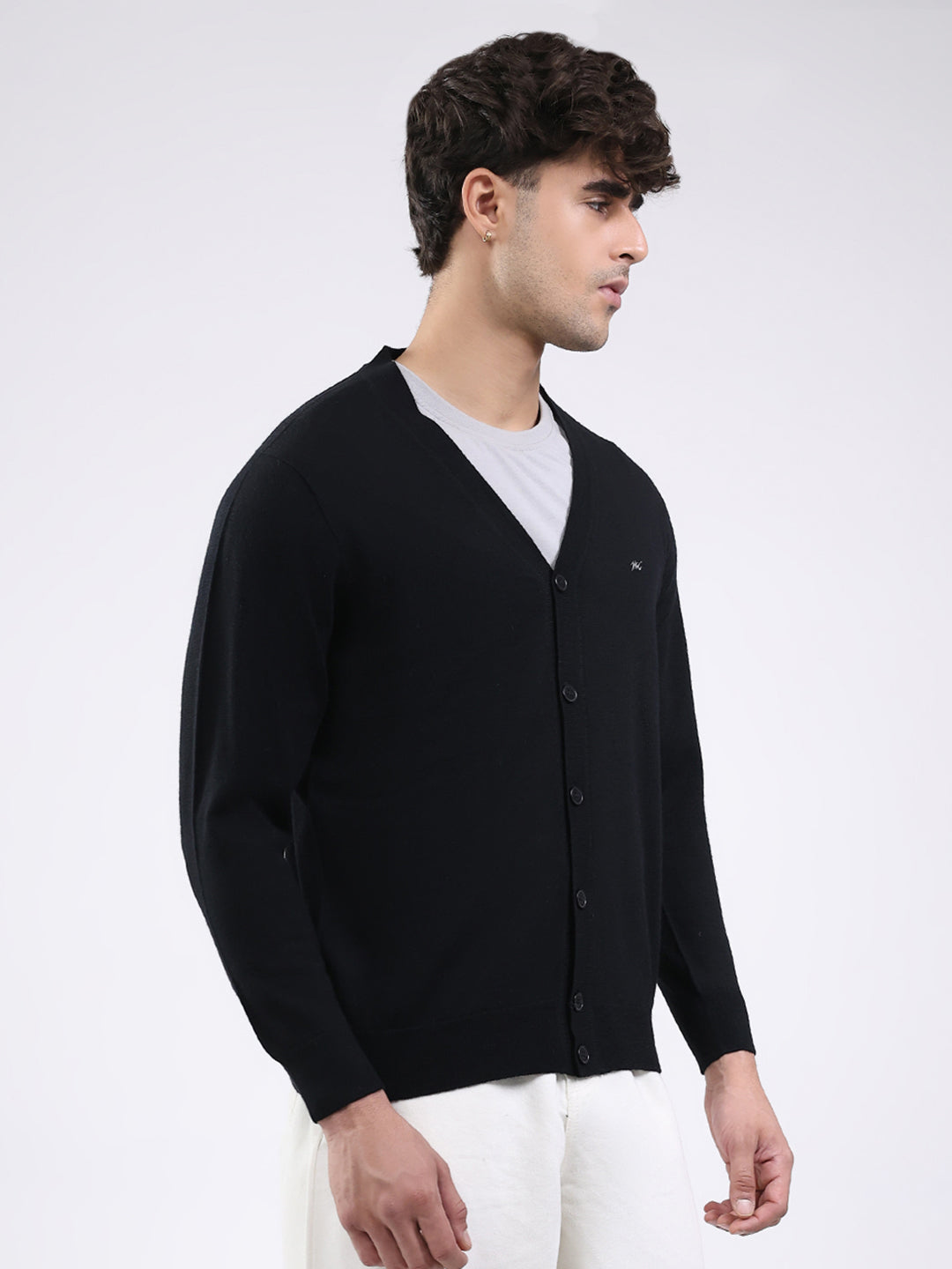 Men Black Solid V Neck Full Sleeve Cardigan