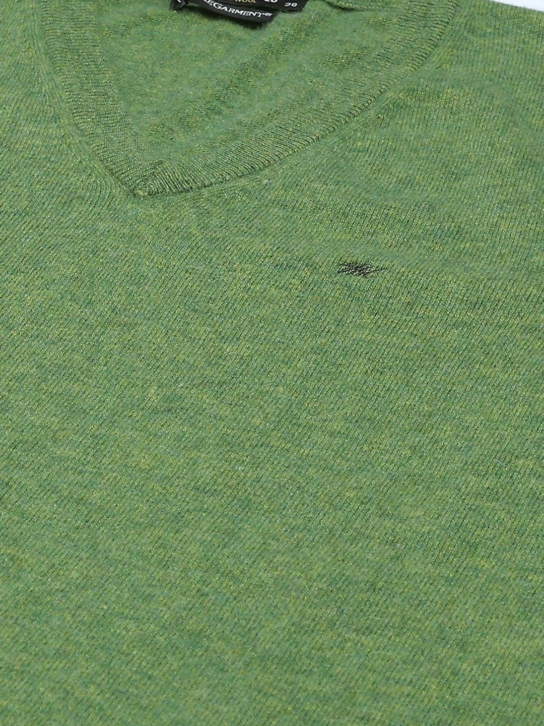 Men Green Solid V Neck Sleeveless Sweater