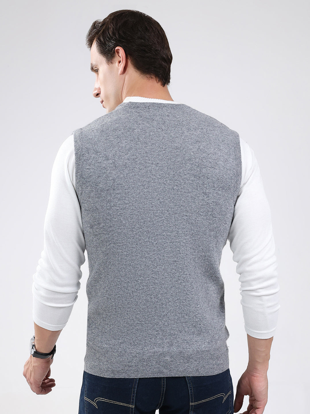 Men Grey Solid V Neck Sleeveless Sweater